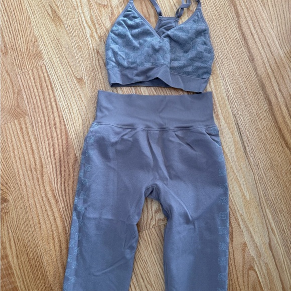 Workout set - Picture 1 of 1